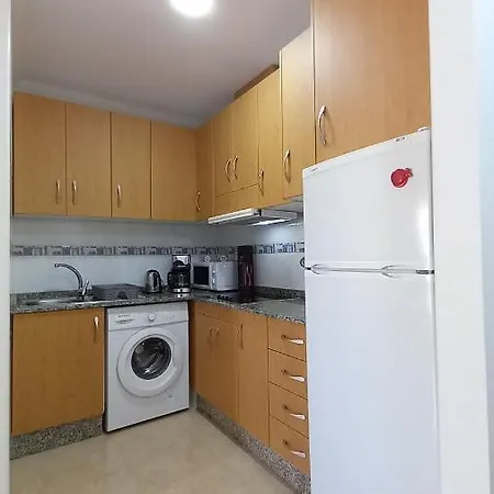 Olga's 2, Torrevieja, Playa Del Cura Апартаменти Торрев'єха
